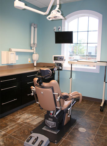 Interior photo: Oral Surgery Patient Treatment Room
